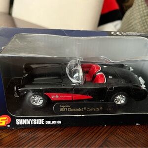 1957 Chevrolet Corvette Model Car Diecast 1:32